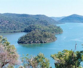 The Riverboat Postman - Sunshine Coast Guide 2