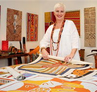 Bouddi Gallery - Contemporary Aboriginal Art - Sunshine Coast Guide