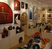 Articles Fine Art Gallery - Sunshine Coast Guide