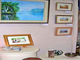 Top Of The Torrens Gallery Incorporated - Sunshine Coast Guide 1