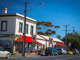 Yankalilla District Heritage Trail - Sunshine Coast Guide 1