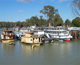PS Ruby Wentworth - Sunshine Coast Guide 1