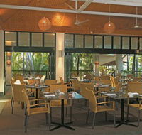 Treetops Restaurant - Sunshine Coast Guide