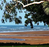 Beachfront Hotel - Sunshine Coast Guide