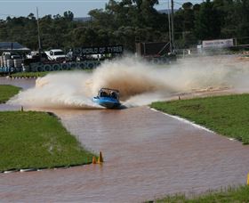 Griffith Boat Club - Sunshine Coast Guide 2