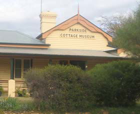 Parkside Cottage Museum - Sunshine Coast Guide 1