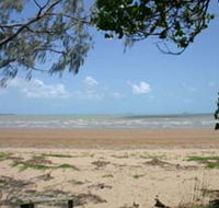 Armstrong Beach - Sunshine Coast Guide