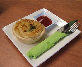 1u Cafe - Sunshine Coast Guide 1
