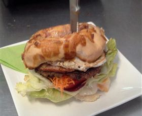 1u Cafe - Sunshine Coast Guide 3