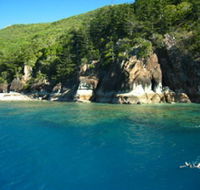Blue Pearl Bay - Sunshine Coast Guide