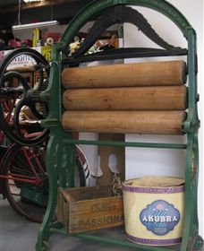 Mailors Flat Demolition & Antiques - Sunshine Coast Guide 6