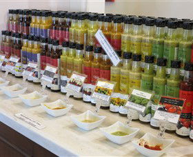 Rich Glen Olives - Sunshine Coast Guide 2