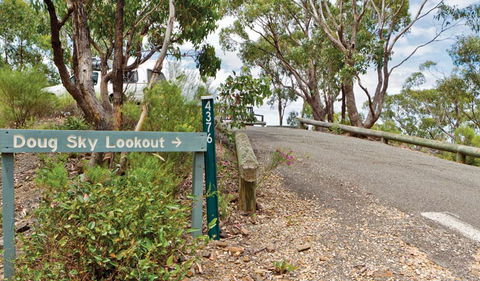 Doug Sky Lookout - Sunshine Coast Guide 1