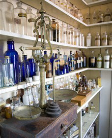 Dow's Pharmacy - Sunshine Coast Guide 0