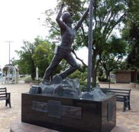 Miners Memorial Statue - Sunshine Coast Guide