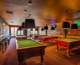 Civic Pub - Sunshine Coast Guide 0