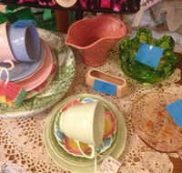 Mountain Blue Vintage Linen - Sunshine Coast Guide