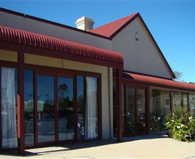 Ben Roberts Cafe And Gallery - Sunshine Coast Guide 0