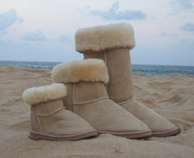 Blue Mountains Ugg Boots - Sunshine Coast Guide 0
