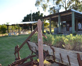 Ugly Duckling Wines - Sunshine Coast Guide 3