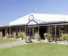Saddlers Creek Wines - Sunshine Coast Guide 0