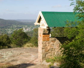 Mount Gibraltar - Sunshine Coast Guide 0