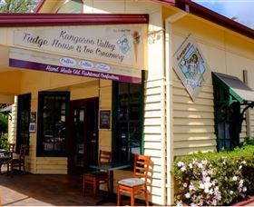 Kangaroo Valley Fudge House And Ice Creamery - Sunshine Coast Guide 0