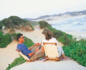 Anna Bay Beach - Sunshine Coast Guide 0