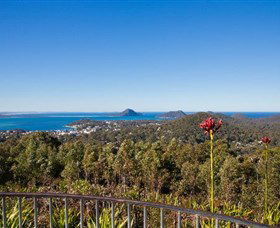 Gan Gan Hill Lookout - Sunshine Coast Guide 0