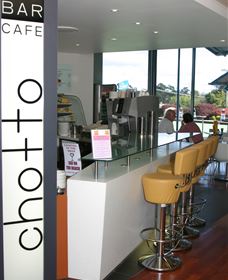 Club Old Bar - Sunshine Coast Guide 0