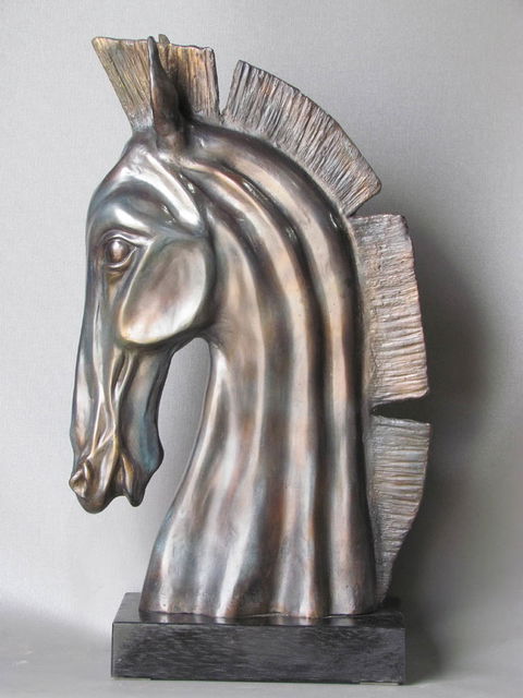 Frank Miles Fine Art - Sunshine Coast Guide 0