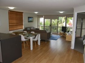 Sanctuary Beach Resort - Sunshine Coast Guide 0