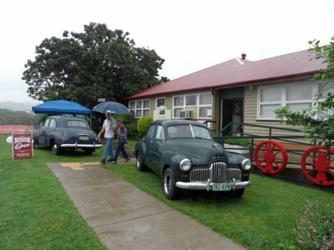 Nambour & District Historical Museum Assoc - Sunshine Coast Guide 2