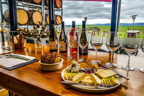 WEEKEND LOVERS Yarra Valley Wine Tour Departing From Melbourne - Weekends Only - Sunshine Coast Guide 0