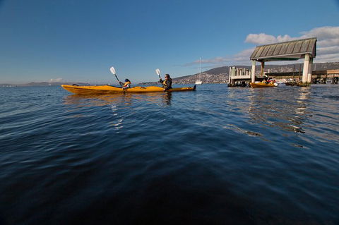 Hobart Kayak Tour - Sunshine Coast Guide 4