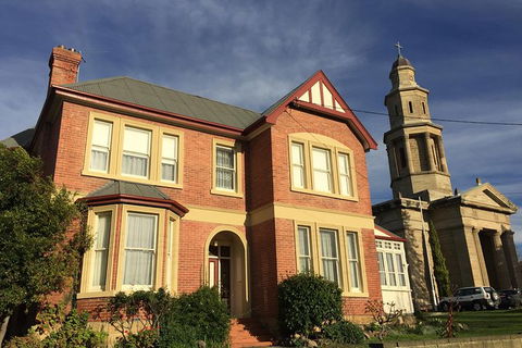 Historic Battery Point - Sunshine Coast Guide 1