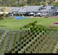 Frogmore Creek Winery Helicopter Tour - Sunshine Coast Guide