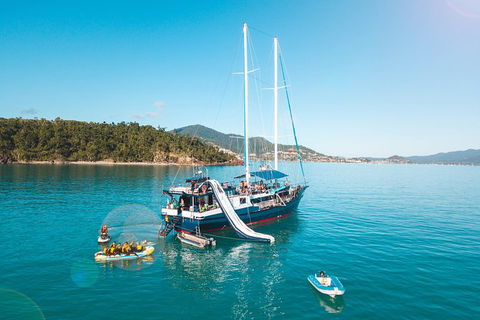 2 Night Whitsunday Islands Cruise On Atlantic Clipper From Airlie Beach - Sunshine Coast Guide 0