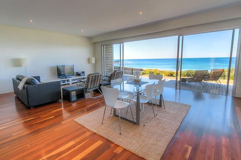 10-Day Surf Adventure From Brisbane To Sydney Including Coffs Harbour, Byron Bay And Gold Coast - Sunshine Coast Guide 1