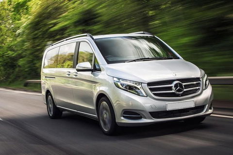 Cairns Airport (CNS) Arrival Transfer (Airport To Port Douglas Hotel Or Address) - Sunshine Coast Guide 1