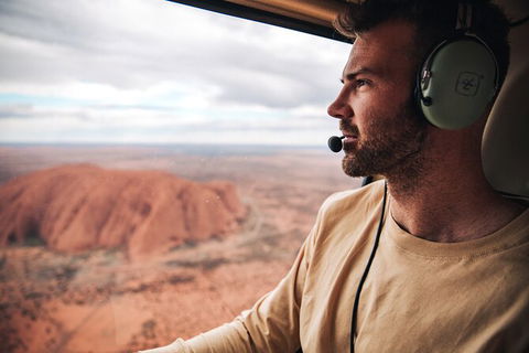 Uluru Helicopter Flights - Sunshine Coast Guide 5