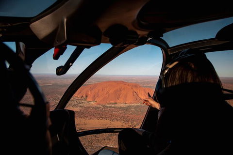 Uluru Helicopter Flights - Sunshine Coast Guide 4