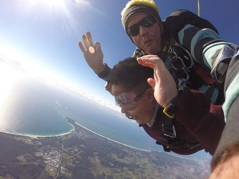 Byron Bay Tandem Sky Dive - Sunshine Coast Guide 3