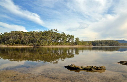 Termeil Lake - Sunshine Coast Guide 0