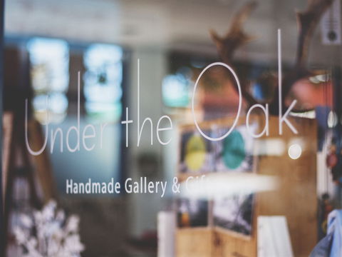 Under The Oak Handmade Gallery And Gifts - Sunshine Coast Guide 0