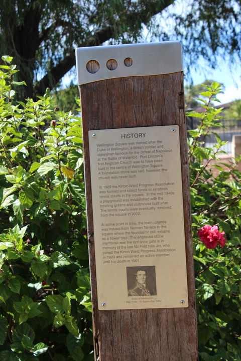 Wellington Square Playground - Sunshine Coast Guide 2