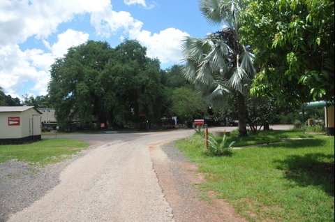 World War II Manbulloo Airfield Operations Centre And Abattoir - Sunshine Coast Guide 0