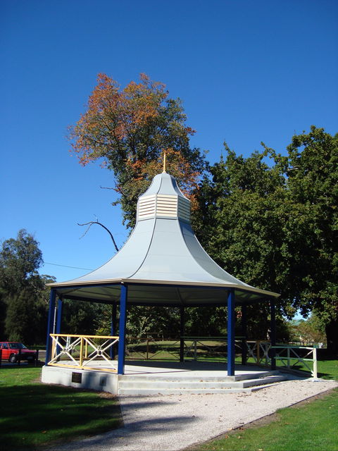 Bells Parade Reserve - Sunshine Coast Guide 1