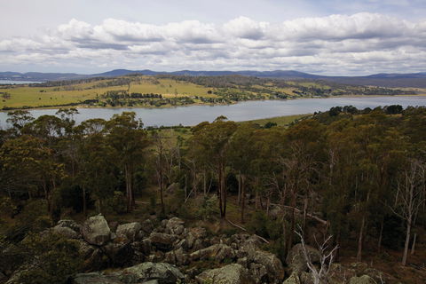 Brady's Lookout - Sunshine Coast Guide 0