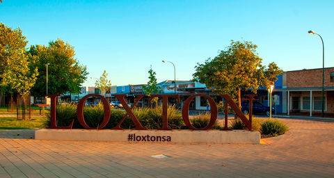 East Terrace, Loxton - Sunshine Coast Guide 0